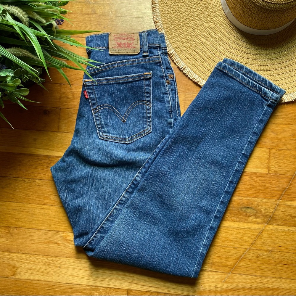 👖 Vintage Levi’s 512 // Classic Slim Stretch Jeans